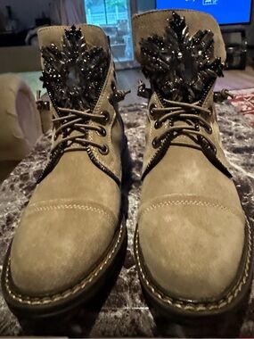 Vince Camuto tan boots